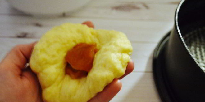 Рецепт булочек с курагой