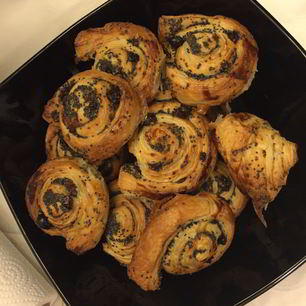 Рецепт Булочек с маком и изюмом