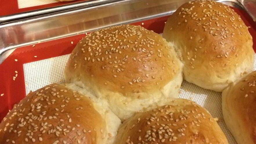 Рецепт булочек с замесом в хлебопечке