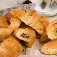 Рецепт Круассанов с ореховой начинкой