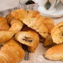 Рецепт Круассанов с ореховой начинкой