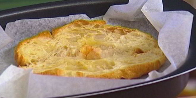 Рецепт круассанов с шоколадным сыром и миндалем