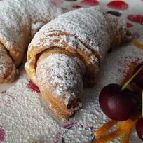 Круассаны с вареньем