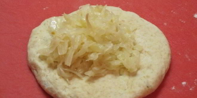 Рецепт постных булочек с капустой