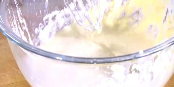 Рецепт сливочных булочек с ревенем