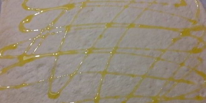 Рецепт сырных булочек с базиликом на картофельно-дрожжевом тесте