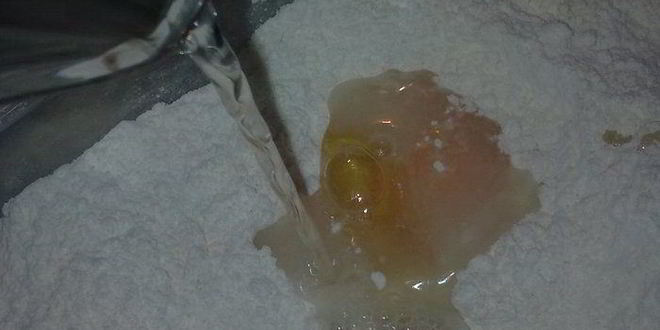 Рецепт сырных булочек с кунжутом