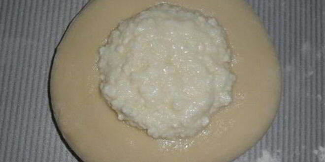 Рецепт ватрушек с творогом на тесте со свежими дрожжами