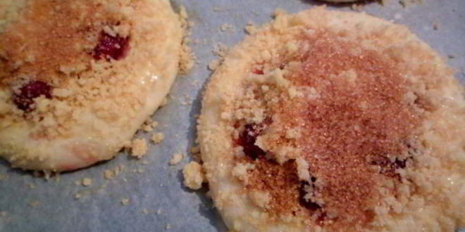 Рецепт ватрушек со штрейзелем