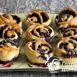 Рецепт Черничных рулетиков