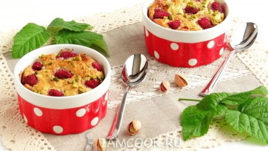 Рецепт миндального чизкейка с малиной