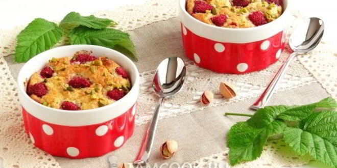 Рецепт миндального чизкейка с малиной