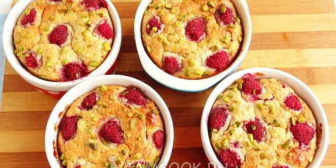 Рецепт миндального чизкейка с малиной