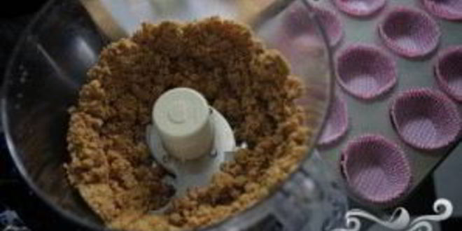 Рецепт мини-чизкейков с клубникой