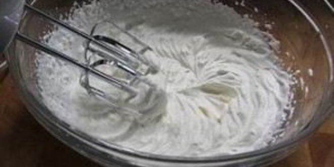 Рецепт мини-чизкейков с клубникой