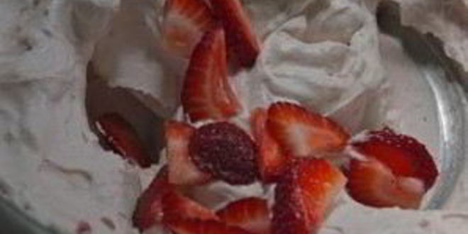 Рецепт мини-чизкейков с клубникой