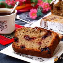 Банановый кекс с консервированной вишней