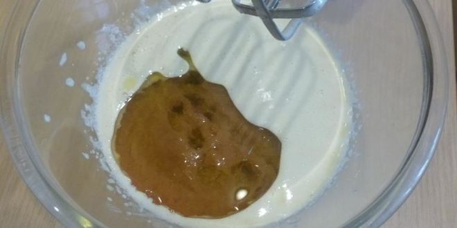 Рецепт кекса на яблочном пюре с орехами