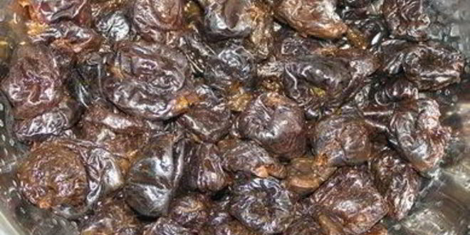 Рецепт кекса с черносливом и миндальной мукой