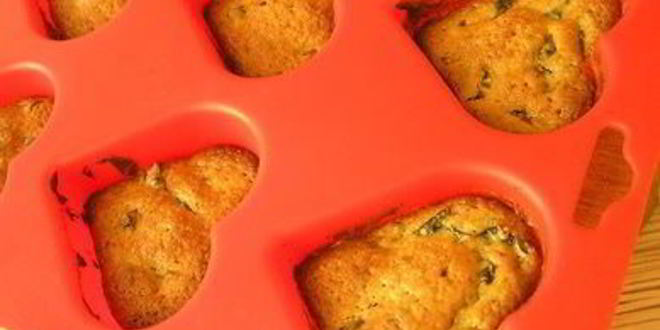 Рецепт кекса с черносливом и миндальной мукой