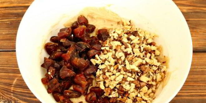 Рецепт кекса с финиками и орехами