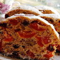 Рецепт Пряного кекса с вяленой клюквой, курагой и орехами