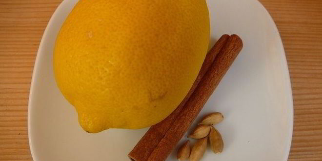 Рецепт пряного кекса с вяленой клюквой, курагой и орехами