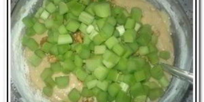 Рецепт ревеневого кекса с орехами