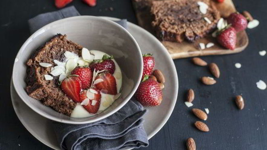 Рецепт шоколадного кекса с миндальной мукой