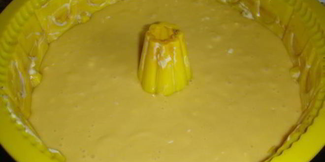 Рецепт сметанного кекса со сгущенным молоком