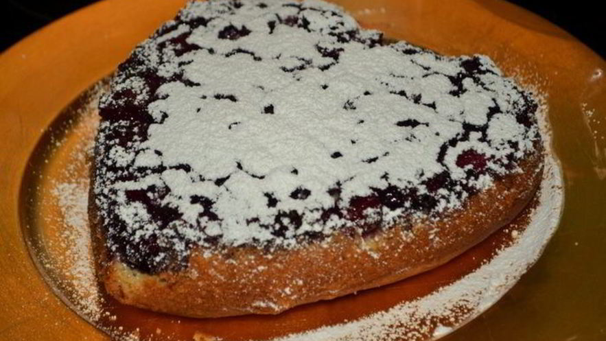 Рецепт ягодного кекса на кефире