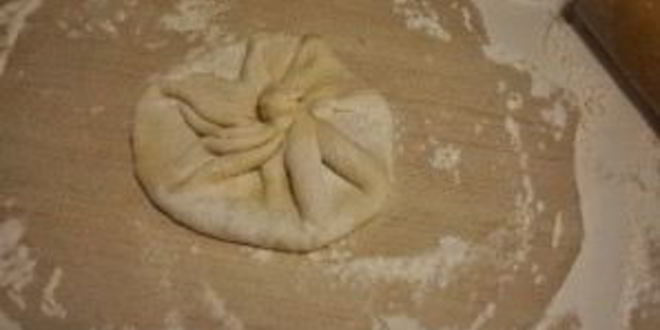 Рецепт хачапури с сулугуни на сковороде