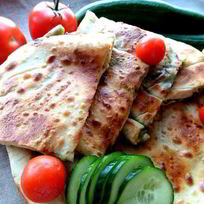 Хачапури со шпинатом и сыром