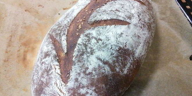 Рецепт хлеба на печеных яблоках с орешками