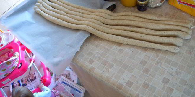 Рецепт хлеба с розмарином и апельсиновой цедрой