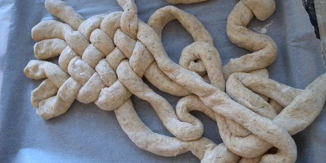 Рецепт хлеба с розмарином и апельсиновой цедрой