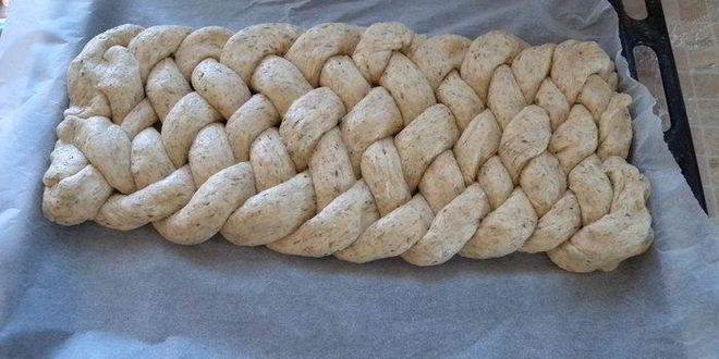 Рецепт хлеба с розмарином и апельсиновой цедрой