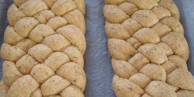 Рецепт хлеба с розмарином и апельсиновой цедрой