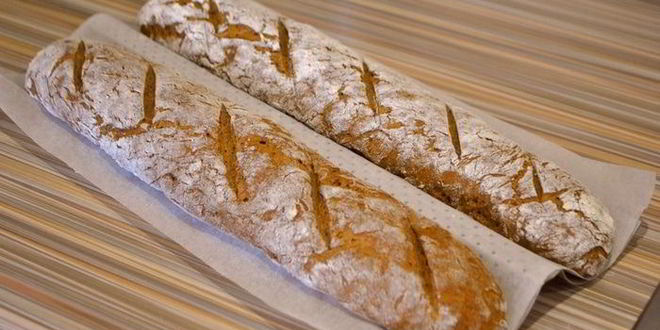 Рецепт ржаного батона с луком