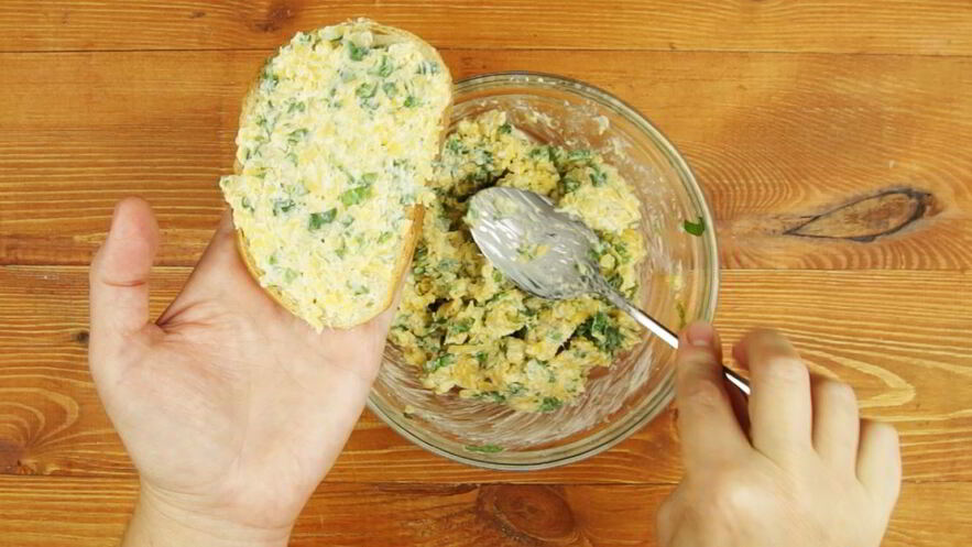 Рецепт запеченного хлеба с сыром