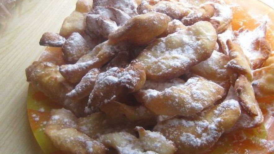 Рецепт хвороста на кефире