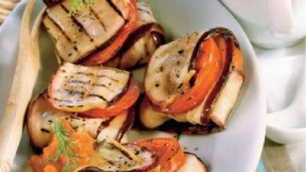 Рецепт Конвертиков из баклажанов с помидорами и хреном