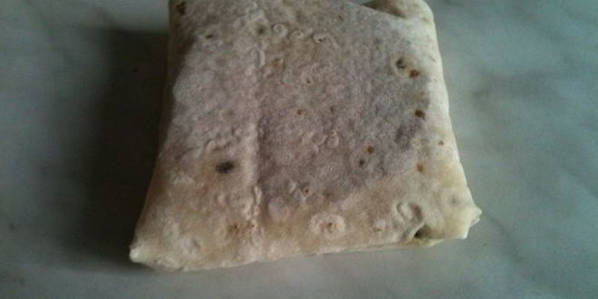 Рецепт хрустящих конвертиков из армянского лаваша на завтрак