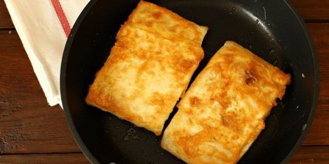 Рецепт конвертиков из лаваша с сыром и ветчиной