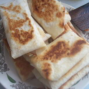 Рецепт Конвертиков из лаваша с ветчиной и сыром