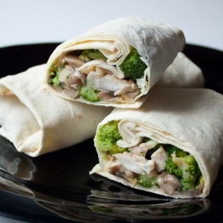 Рецепт Курицы с брокколи в лаваше