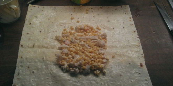 Рецепт курицы с кукурузой в лаваше