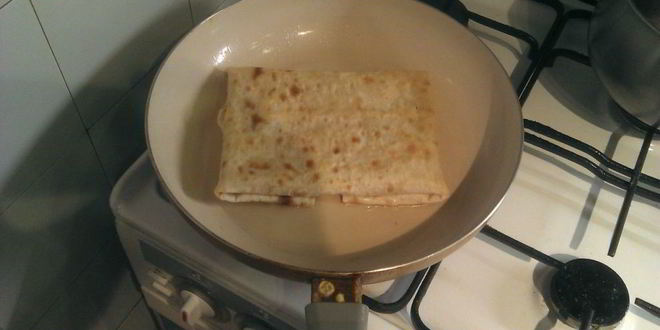 Рецепт курицы с кукурузой в лаваше