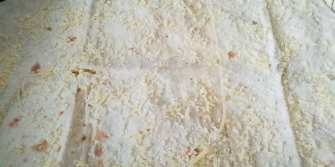 Рецепт лаваша с сыром, запеченный в духовке