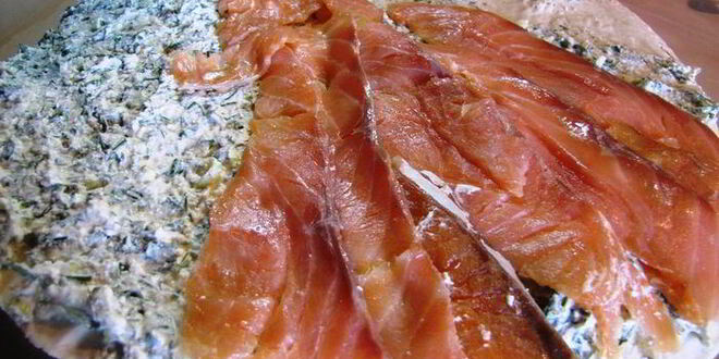 Рецепт лаваша закусочного, с творогом и семгой